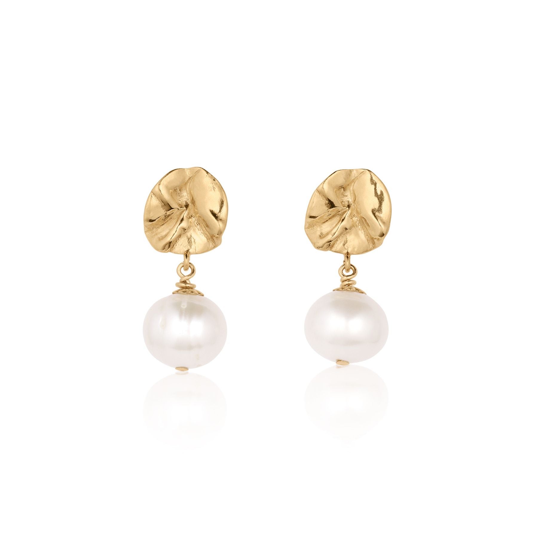 Sculptural lily pad-like studs in 18k gold vermeil with a pearl drop.